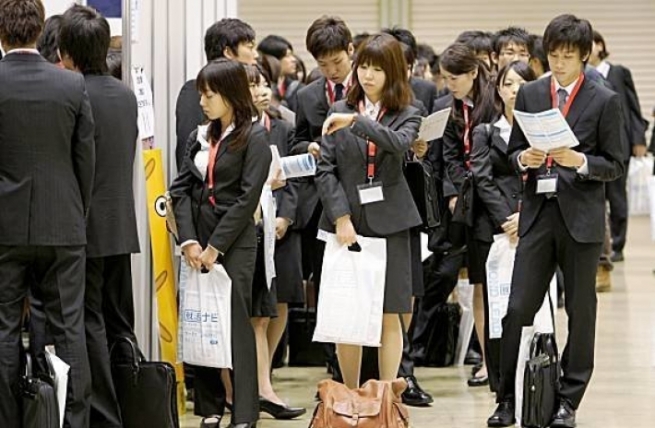 لە تەنگژەی کۆرۆنادا بۆچی بیرۆکەی کارکردن لە ماڵەوە لە یابان سەرکەوتوو نەبوو؟