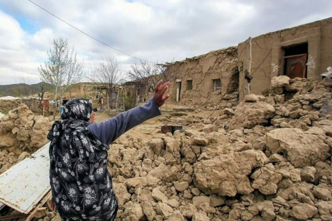  هەولێر.. یارمەتی بۆ لێقەوماوانی بوومەلەرزەکەی ڕۆژهەڵاتی کوردستان کۆ دەکرێتەوە 