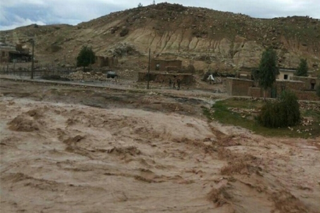 لە ئێران ڕۆچوونی زەوی گوندێکی کردە ژێرەوە