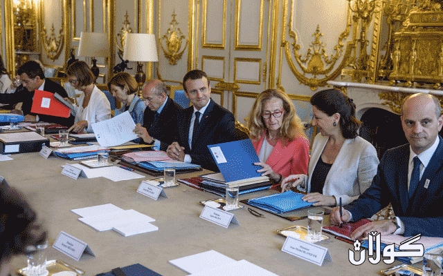  فڕەنسا چەند وەزیرێکی دیکەی حکومەتەکەی گۆڕی 