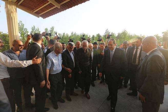 خەڵک لەسەر مالیکی دەستگیر دەکەن بەڵام هێرشبەرانی سەر بارەگای پارتی بەئازادی دەسووڕێنەوە