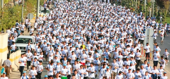 سبەی ئاشتیخوازانی جیھان لە ماراسۆنی نێودەوڵەتی ھەولێر بەیەکدەگەن