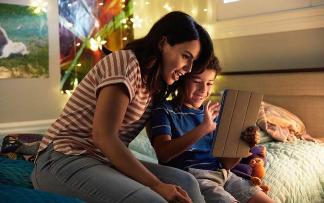 مەسنجەرێک بۆ منداڵان.. دایک و باوک لە فەیسبووک ئەکاونت دروستدەکەن و منداڵ بەکاریدەهێنێت