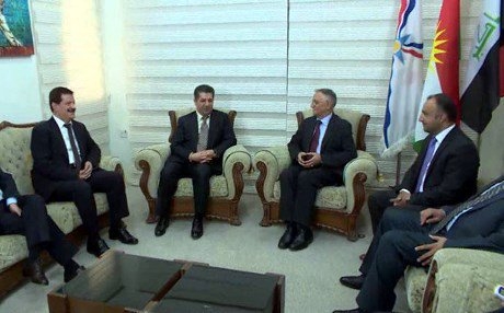  وەفدێكی باڵای پارتی سەردانی پێکهاتەکان دەكات 
