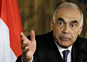 وه‌زیری‌ ده‌ره‌وه‌ی‌ میسر، ده‌ستی‌ له‌كار كێشایه‌وه‌