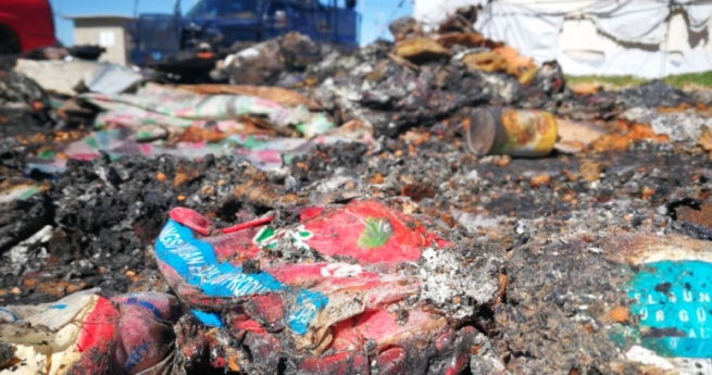 لە کەرکووک بەهۆی ئاگرکەوتنەوە لە کەمپێکی ئاوارەکان 4 منداڵ گیانیان لە دەست دا   