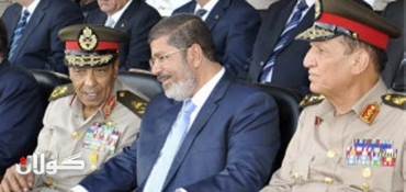 وه‌زیری‌ به‌رگری‌ و سه‌رۆكی‌ ئه‌ركانی‌ سوپای‌ میسر، له‌ كار لادران