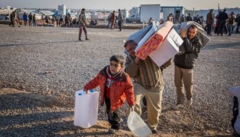 ئاوارەبوونی سەدان کەس لە بەری ڕۆژئاوای موسڵ