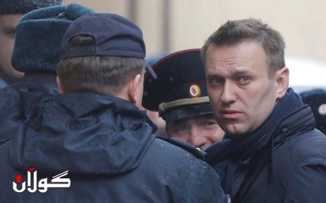 رووسیا گه‌مارۆیه‌كی فروان له‌سه‌ر ریكخراوه‌ ئۆپۆزسیۆنیه‌كه‌ی ناڤالی داده‌نێت  ئه‌م گه‌مارۆیه‌ بڵاوكردنه‌وه‌ی سۆشیال میدیا و هۆیه‌كانی راگه‌یاندن و ریكخستنی خۆپیشاندان ده‌گرێته‌وه‌