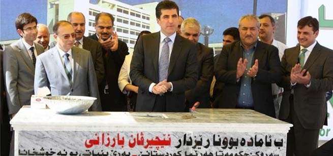 نێچیرڤان بارزانى به‌ردى بناغه‌ى نه‌خۆشخانه‌یه‌كى سه‌د قه‌ڕه‌وێڵه‌یى له‌ به‌رده‌ڕه‌ش دانا