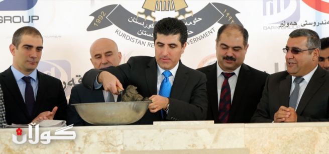 نێچيرڤان بارزانى به‌ردى بناغه‌ى دوو نه‌خۆشخانه‌ى گه‌وره‌ و باڵه‌خانه‌ى وه‌زاره‌تى ته‌ندروستى داده‌نێت