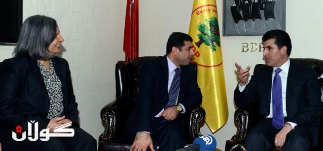 نێچيرڤان بارزانى و به‌رپرسانى كورد له‌ ئه‌نقه‌ره‌ پرۆسه‌ى ئاشتى تاتوێ ده‌كه‌ن.