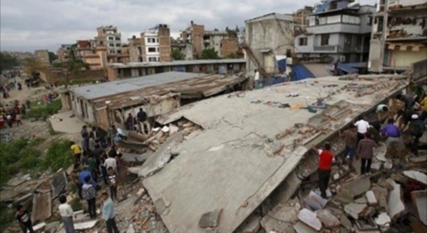 وه‌زاره‌تى ناوخۆى نیپاڵ: به‌هۆى رۆچوونى زه‌ویى 15 كه‌س گیانیان له‌ده‌ستدا