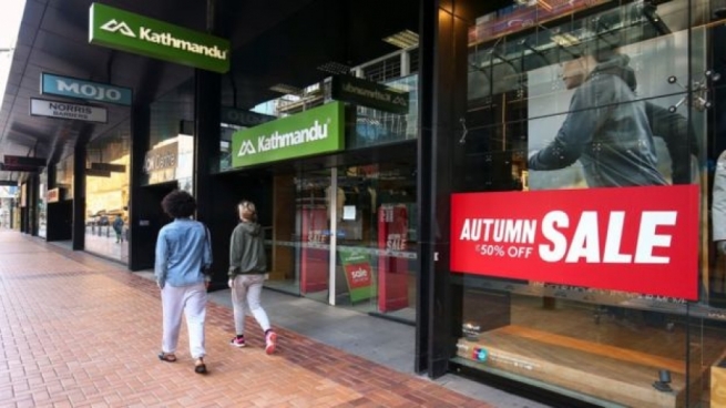 نیوزلەندا چۆن بەسەر كۆرۆنادا زاڵ بوو؟