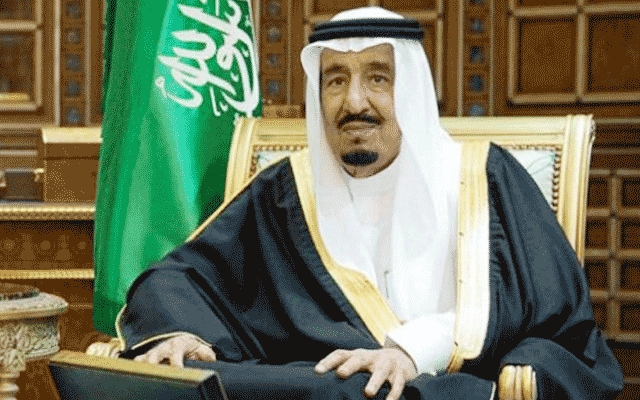  شا سەلمان هاوکاریی خەڵکی ئەنبار دەکات 