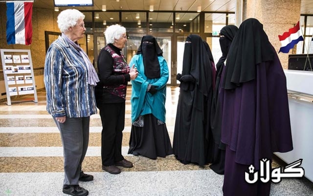  پۆشینی پەچە لە هۆڵەندا قەدەخەدەکرێت 