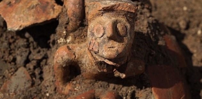  بەوێنە.. لە تەل ئەبیب پەیکەرێکی تەمەن 3800 ساڵی دۆزرایەوە 