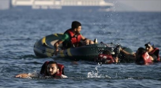 به‌ هۆى نغرۆبوونى به‌له‌مێك له‌ ده‌ریای ئیجه‌ 12 كۆچبه‌ر خنكان