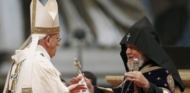 پاپای فاتیكان دەوڵەتی توركیا توورە دەكات