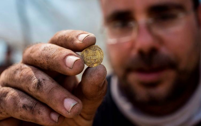 دراوی زێڕی عەباسییەکان لە ئیسرائیل دەدۆزرێتەوە