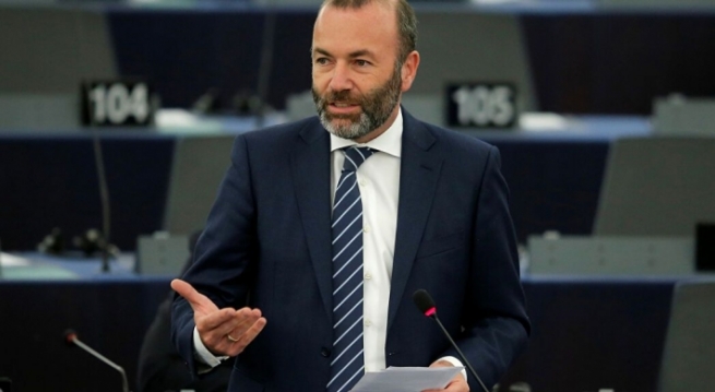 پەرلەمانتارێکی یەکێتیی ئەورووپا: بەپەلە گفتوگۆی ئەندامبوونی توركیا لە یەكێتیی ئەورووپا هەڵبوەشێننەوە