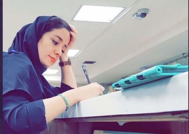 ئێران.. کچە پەرستارێکی چاودێری تووشبوان بە کۆرۆنا گیانی لەدەست دا