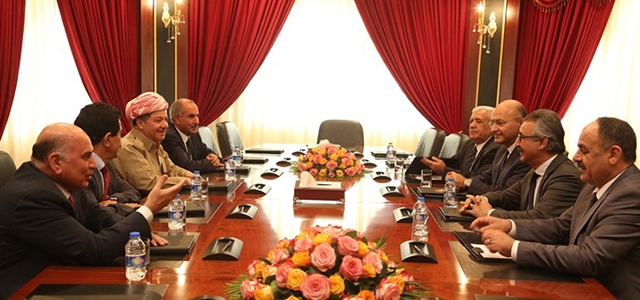  راگەیەنراوی کۆبوونەوەی بارزانی و شاندی باڵای یەکێتی 