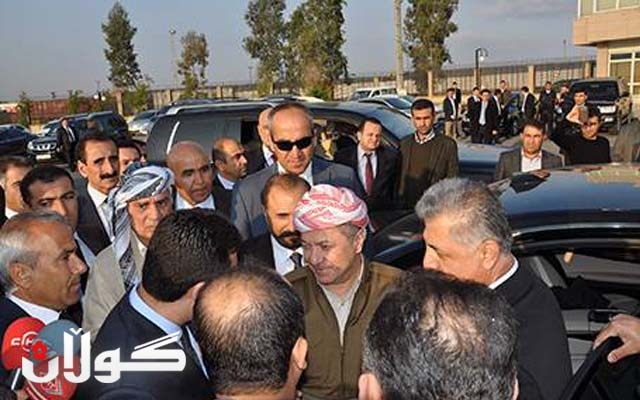  بارزانی بە جلی کوردییەوە گەیشتە باكوورى كوردستان 