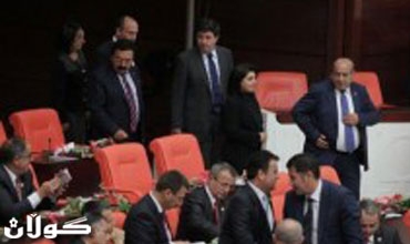 په‌رله‌مانتاره‌ كورده‌كانی توركیا سوێندی یاساییان خوارد