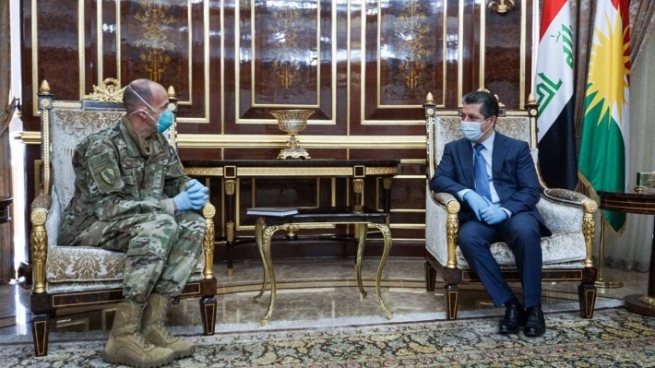 سەرۆکی حکوومەتی هەرێمی کوردستان پێشوازی لە بەرپرسی باڵای کاروباری بەرگریی ئەمریکا لە عێراق دەکات