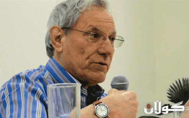  هەتا خەڵك لە سەر بنەمای بەرژەوەندیی چینێك، یان ئایینێك، یان ناوچەیەك، ئەندامی حزبە سیاسییەكان بن، ئەوا پرۆسەی دیموكراتی بونیادنانرێت و ئاستەنگی گەورەی بۆ دروست دەبێت