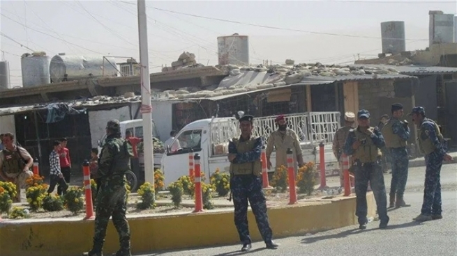 پەكەكە لەبری چۆڵكردنی شنگال جلوبەرگ و بارەگاكانیان گۆڕیوە