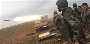 فڕۆکە جەنگییەکان و هێزەکانی پێشمەرگە مۆڵگەکانی داعشیان بۆردومان دەکەن