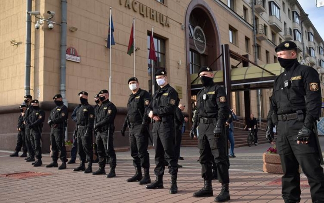 بیلاڕووس 33 هاووڵاتی رووسی بەتۆمەتی دروستکردنی پشێوی دەستگیردەکات