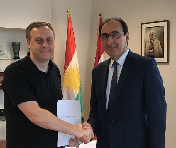 حكوومەتی پۆلۆنیا بەشێك لە پێداویستییەکانی سەنتەری شێرپەنجەی مناڵانی نەخۆشخانەی ژین لە دهۆك دابین دەكات