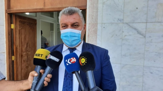 لەسەر سووكایەتیكردن بە ئەی ڕەقیب و دڵداری شاعیر قایمقامی كۆیە سكاڵای لە دژی بانگخوازێك تۆمار كرد