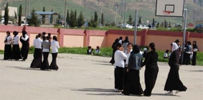  ژمارەیەک مامۆستای سلێمانی هەڕەشەی داخستنی قوتابخانەکان دەکەن 