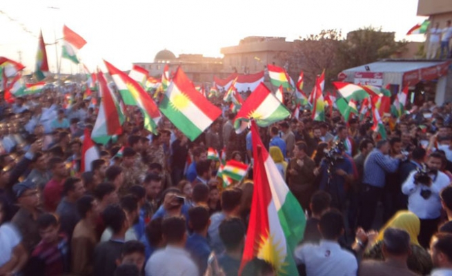 بە وێنە ... لە كەسنەزان ئاهەنگی كەنەڤاڵی سەربەخۆی كوردستان بەرێوەچوو 