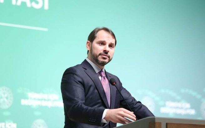 ئەردۆغان دەستلەکارکێشانەوەی وەزیری گەنجینە و دارایی تورکیای پەسندکرد