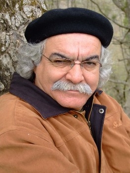 لە ئێران شیعره ‌بڵاونه‌کراوه‌کانی سەیدعەلی ساڵحی چاپ ده‌کرێن