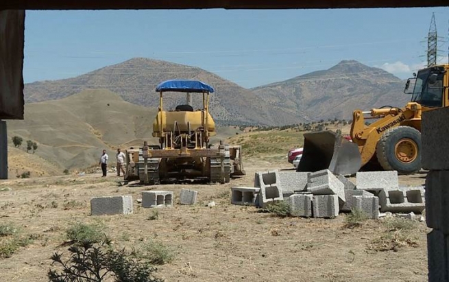 دانیشتووانی چەند گوندێک لە سۆران کارکردنیان لە کارگەی ریسایکلین راگرت