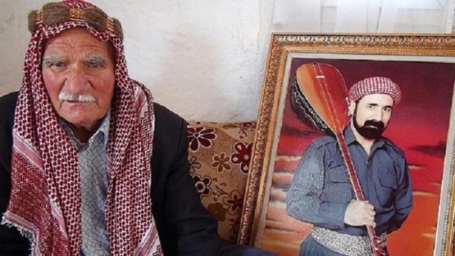  لە پیرمام پرسەی ماتەمینیی باوکی هونەرمەند شڤان پەروەر بەڕێوە دەچێت 