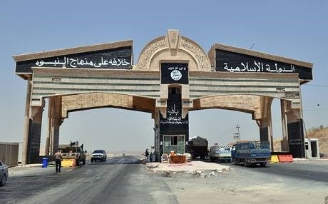 شەڕ و پێکدادان لەنێوان داعش و دانیشتووانی حەمام عەلیل روویدا