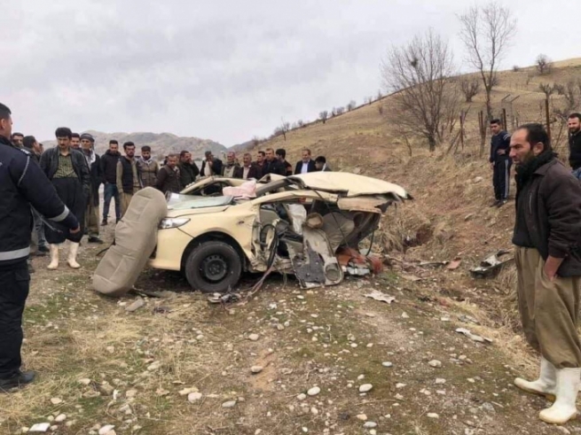 سێ كه‌س به‌هۆى ڕووداوێكى هاتوچۆ بوونه‌ قوربانى
