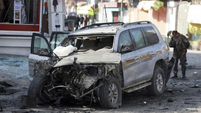 له‌ هێرشێكی خۆكوژیدا سی سه‌ربازی ئه‌فغانستان كوژران