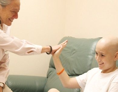 دوو ژماره‌ بانكى بۆ هاوكارى تووشبوانى شێرپه‌نجه‌ راگه‌یاندرا