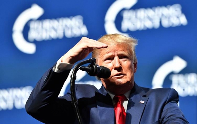 ترەمپ کێشەی لەگەڵ تۆرباینی هەوا هەیە: هەرگیز لێی تێناگەم