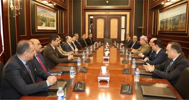 سەرۆك بارزانی پێشوازی لە شاندی ناوەندی دیالۆگی ڕافیدەین کرد
