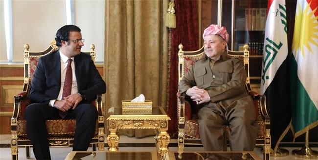 سەرۆك بارزانی پێشوازی لە كونسوڵی گشتیی كوەیت لە هەولێر دەكات