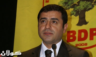 دەمیرتاش سووكایەتیى بەسەرۆكى ئەركانى گشتیی سوپاى توركیا دەكا